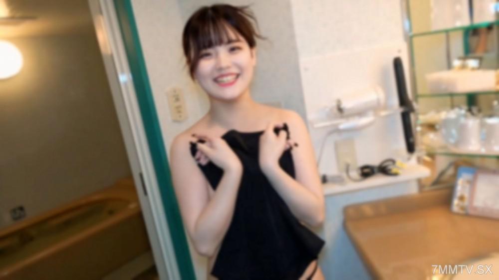 [無碼]fc2-ppv 4734762 【無】天使的微笑！最可愛的E罩杯美女⤴總是帶著開心微笑的可愛臉龐！可愛臉上射精！三次射精，《咕咕咕 (Gokkun)》，內射！※特典高畫質