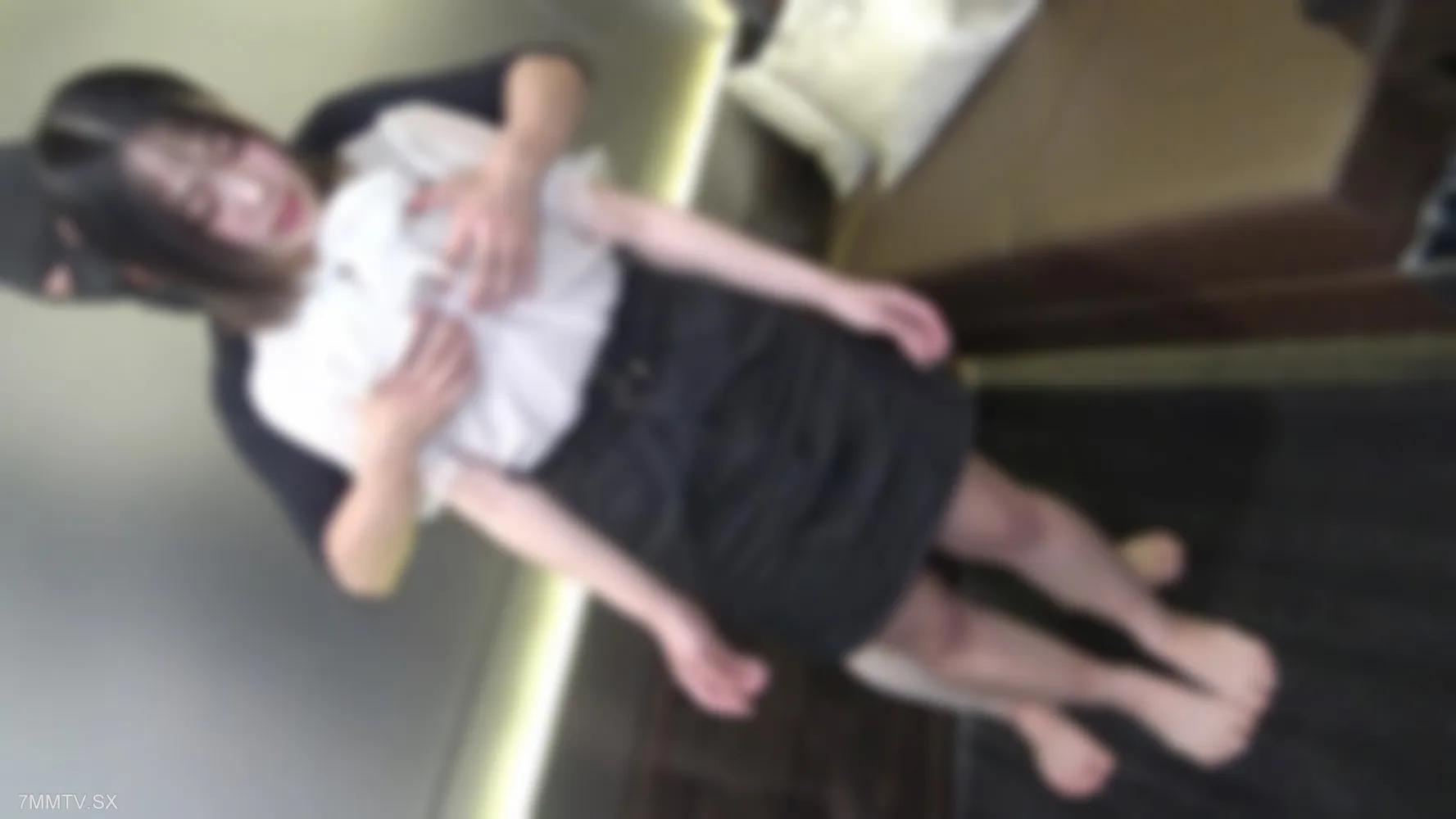 [無碼]fc2-ppv 4480509 Chibi*lo, ri. J., Yuki -chan的D.O.,薩納。FC2-PPV-4480509
