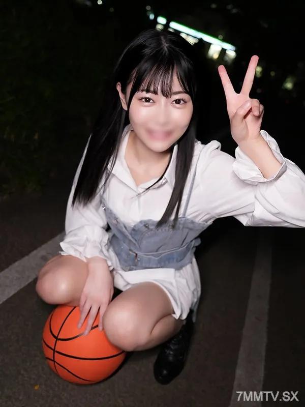FC2-PPV 4313012 *有限數量*★大公雞叔叔★籃球**高速活塞的小貓貓★U-chan ・ 20歲的FC2-PPV-4313012