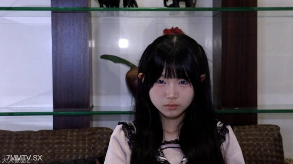 [無碼]fc2-ppv 4890847 すみれ(18) 最高にかわいいこの２回目撮影。何をされるかわかっているはずなのにまたノコノコときてしまったので、電マオナさせたり、アナルに入れたり、ピストンマシン使ったりしました
