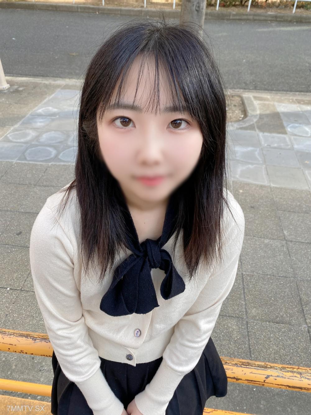 [無碼]fc2-ppv 3192256 1週限定2980→1980【2部作品+α/初拍】麻美醬，清純乖巧的少女。這是奇聞趣事兩次拍攝的陰道暨和攝影師的攝影。 FC2-PPV-3192256