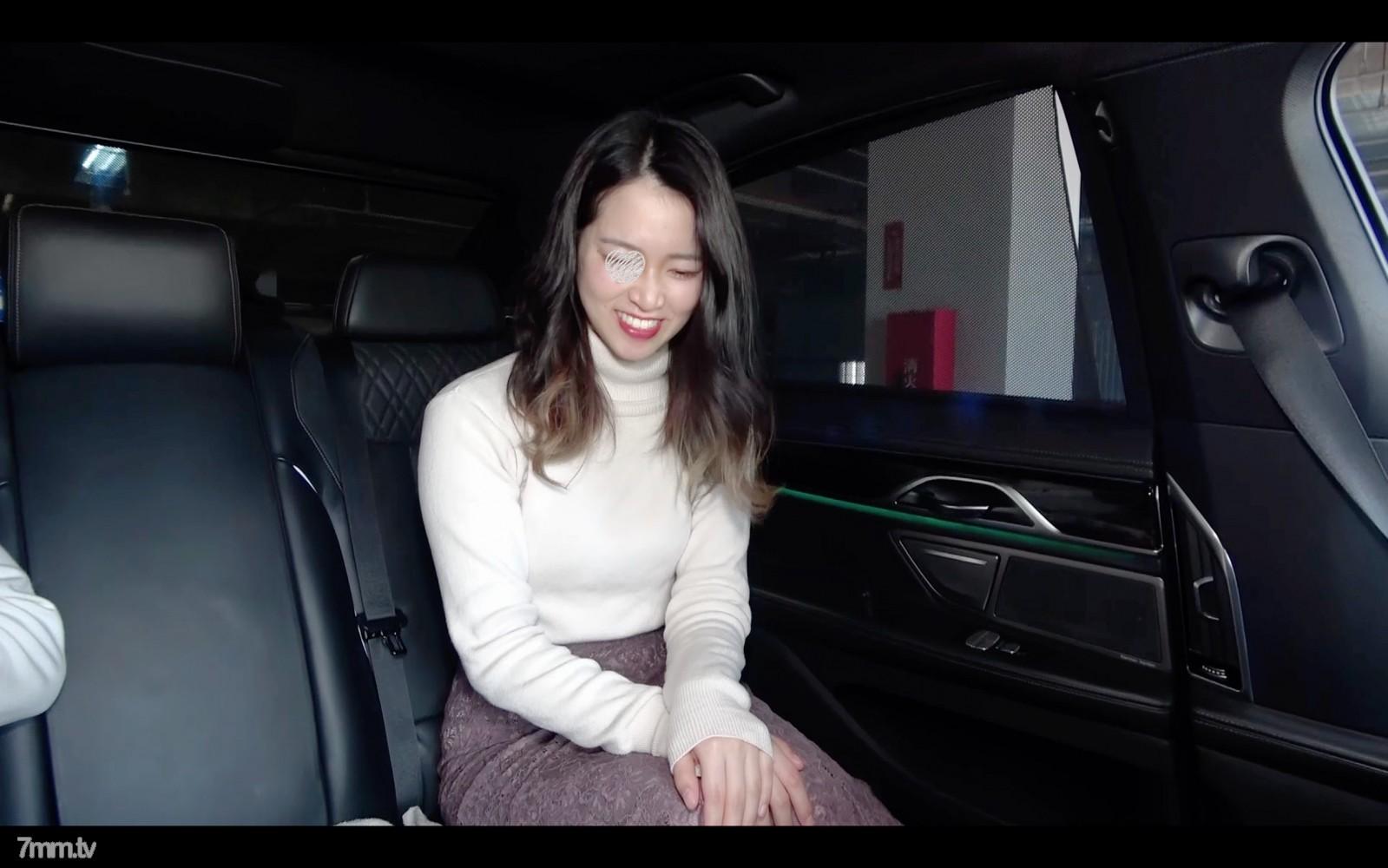 [無碼]fc2-ppv 2812444 【人妻車內風波】居然有這麼美的老婆！ ！以壓倒性的美感吸起老年棒的口交，讓你立刻射精 FC2-PPV-2812444