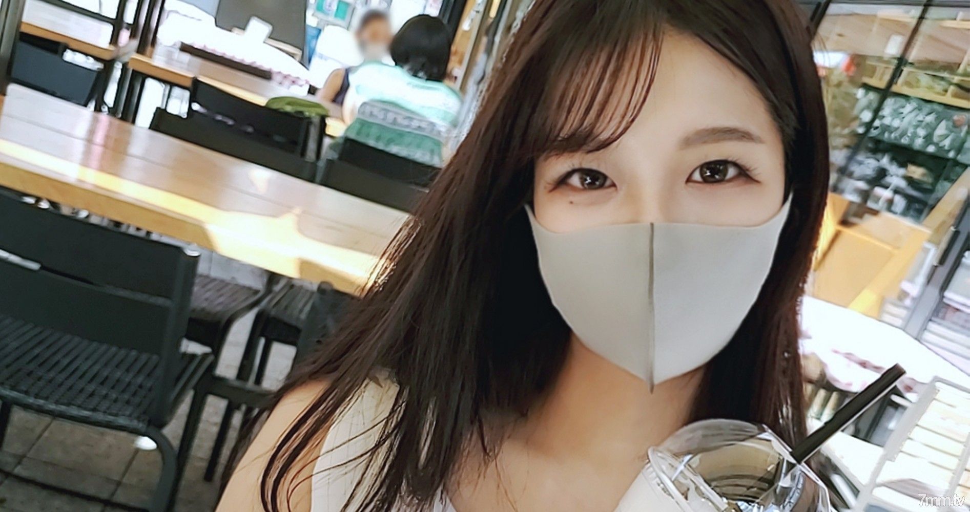 [無碼]fc2-ppv 2295651 第一槍！ ！數量有限！ 【無碼】F罩杯女大學生，學業和打工都身心俱疲…時隔數月，她以超凡的敏感度高潮！ ！ (長) FC2-PPV-2295651