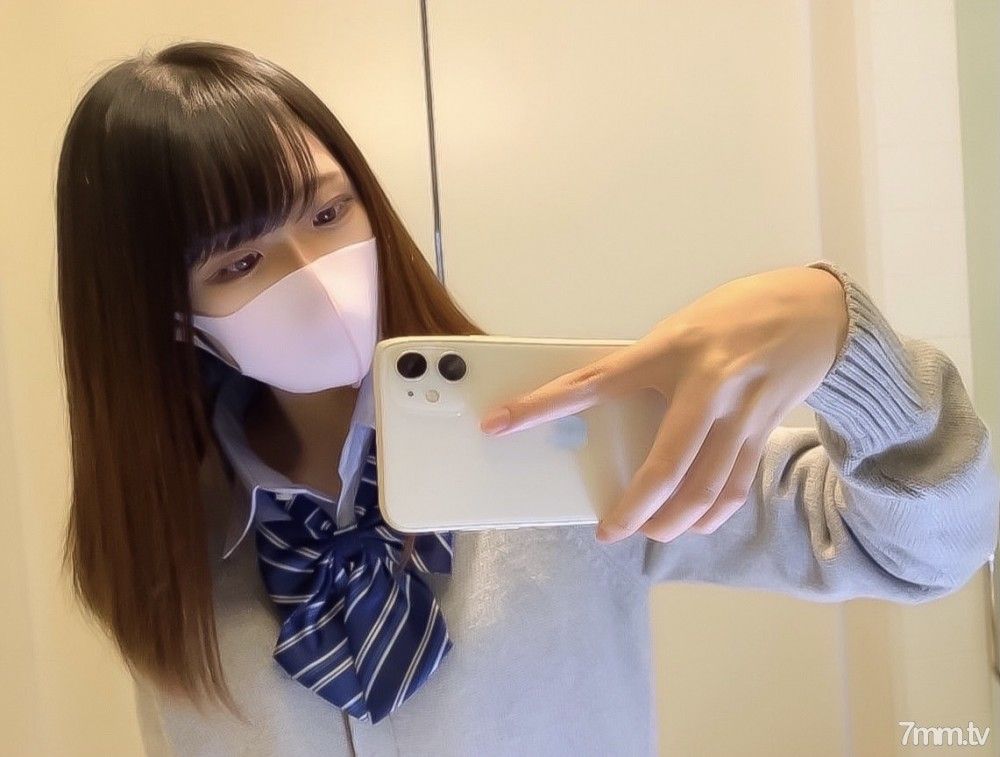 [無碼]fc2-ppv 2190571 [續集] 很受歡迎！ 18歲現役女◯學生超苗條美少女梨香最新作品！放學後做泳裝，生平第一次做大量的面部射精吧！ FC2-PPV-2190571