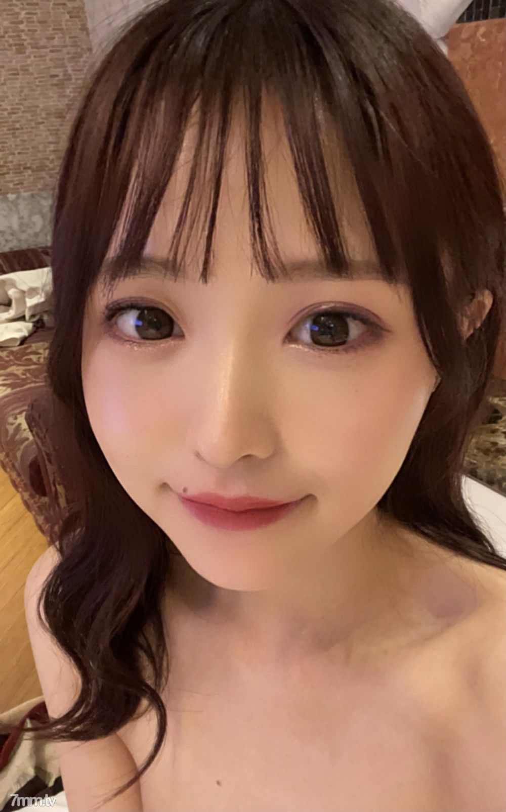 [無碼][fc2-ppv 1837748]【無】【期間限定】初拍攝!!那個著名偶像的妹妹（真的）【連名人都想約會的女孩】被拍攝和內射種子播 FC2-PPV-1837748