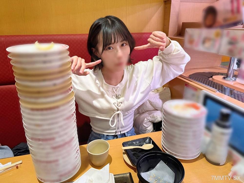 [無碼]fc2-ppv 4826950 【稀少・見比べ②】まるで妊娠！大喰いボテ腹彼女（20）とハメ撮りSEX 乳首ビンビン5cmが揺れる迫力騎乗位＆生ハメたっぷり中出し【素人個人撮影】