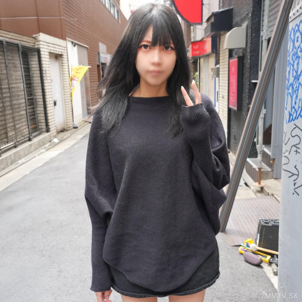 [無碼]fc2-ppv 4952194 8/31到期990pt！【特批款】經驗少數小柯女子穿着性感睡衣入睡後被灌滿油澡清澈潤滑地在床上高潮猛烈吹吹，最後在沙發上進行激情SEX!! | FC2電子市場