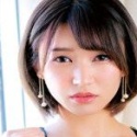 美波もも